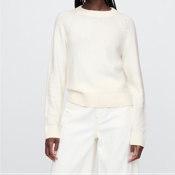 Gap CashSoft Crewneck Sweater NWT - Picture 1 of 6